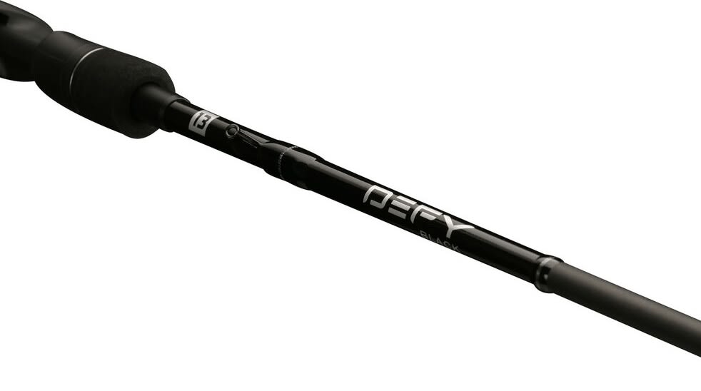 Caña Okuma Defy Black